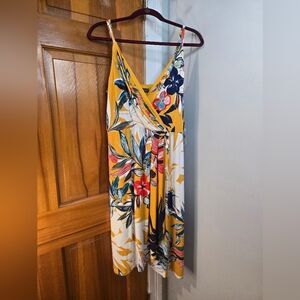 Luxology Wrapped Top Yellow Floral Short Dress Sz M